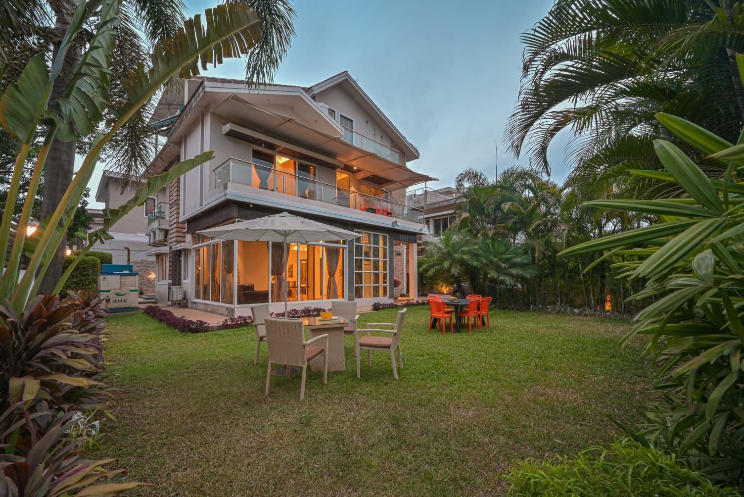 Golden Villa